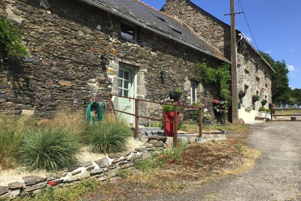 فيلا Les Ecuries Is A Modern Renovated Barn Laniscat المظهر الخارجي الصورة